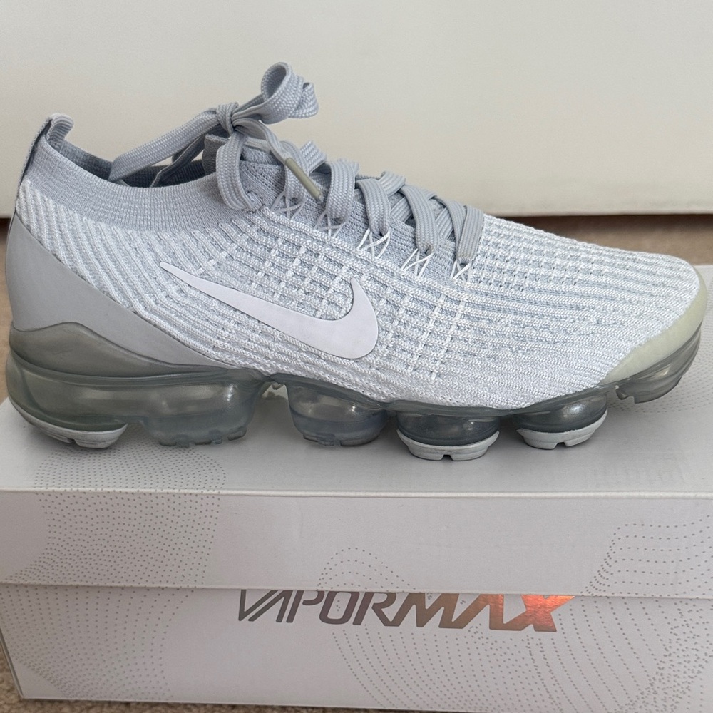 Nike Vapormax Light Gray Sneakers